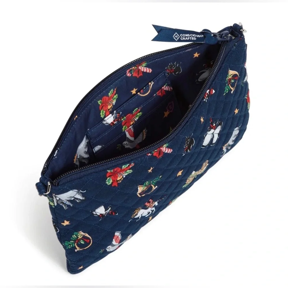 Vera Bradley RFID Convertible Wristlet ✨ Snow Globe Motifs - Picture 5 of 14